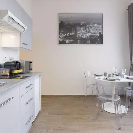 公寓 Les Serbes - 6mn Du Palais&plage, Centre, *